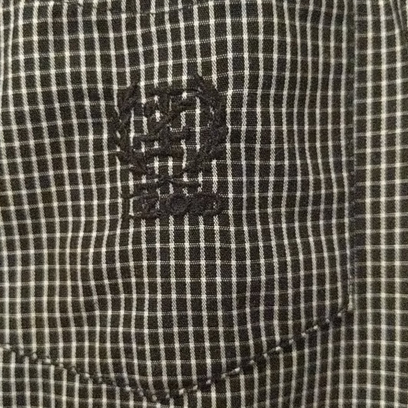 Boys button up Izod top - Picture 3 of 6